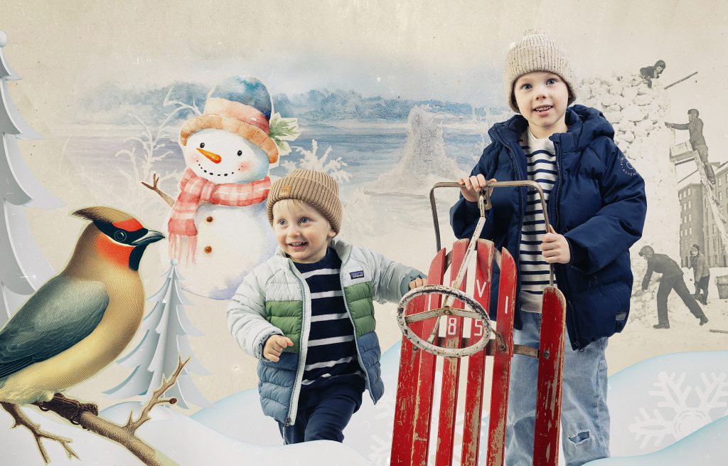 Leikekirjamainen kuva, jossa lapsia, puinen kelkka ja suuri lumiukko.